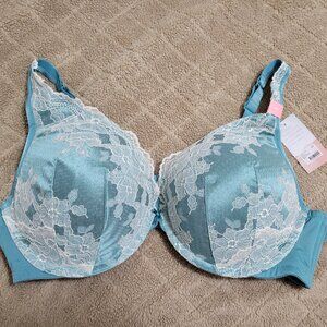 44D Cacique Lace Bra